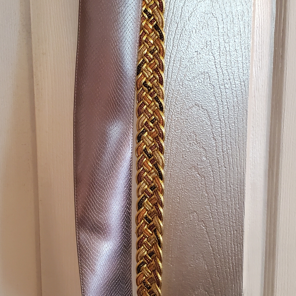 Ladies Belts Silver And Gold Medium